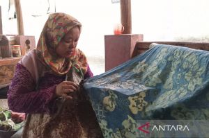 Batik Ciwaringin, napas tradisi yang tetap bergema untuk lingkungan