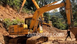 PUPR Jambi Dirikan 6 Posko Siaga Darurat Jelang Nataru 2025, Sejumlah Alat Berat Dikerahkan 