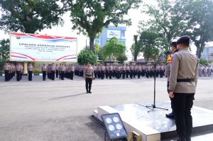 Kapolda Jambi Pimpin Upacara Kenaikan Pangkat Personil Satker Polda Jambi