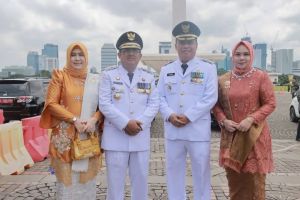 Presiden Lantik Anwar Sadat dan Katamso sebagai Bupati dan Wakil Bupati Tanjung Jabung Barat
