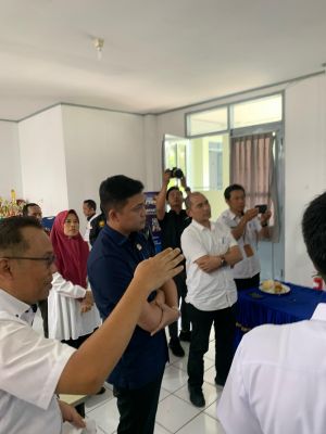 Pastikan Proses CAT PPDB Transparan, Ketua DPRD Provinsi Jambi Datangi SMAN Titian Teras