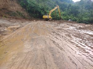 Penanganan Ruas Jalan Longsor di Merangin Selesai, PUPR Provinsi Jambi : Jalan Sudah Bisa Dilalui