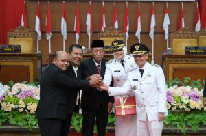 Wagub Sani Hadiri Sertijab Bupati Wakil Bupati Tanjabtim, Ini Pesannya 