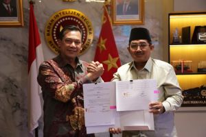 Bupati Tanjab Barat Teken Naskah Perjanjian Hibah Barang Milik Daerah dengan BIN
