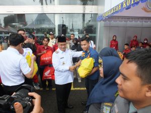 Berbagi Kebahagiaan di Bulan Ramadan, Sinsen Bagikan Ribuan Paket Sembako di Kota Jambi