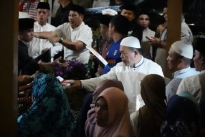 Sambangi Masjid Baitulihsan dan Jami' Rajo Tiang So di Jangkat, Al Haris Bawa Bantuan CSR Rp25 Juta 