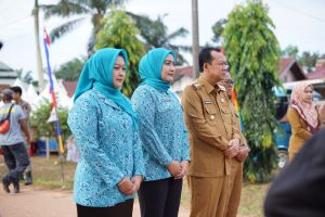 Bupati Muaro Jambi BBS didampingi  Ketua Dan Wakil Ketua TP PKK Ririn serta Novi Hadiri HKG PKK ke 5