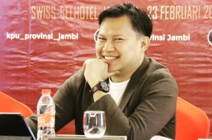Kepemimpinan Hikmat dan Bijaksana: Belajar dari KDM dan Tugu Biawak