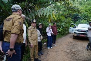 Program Al Haris Ajak Pejabat Tidur ke Desa Terpencil Biar Tahu Kondisi Jalan Rusak Perlu Ditangani