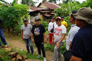 Ketua DPRD Kota Jambi Tinjau Longsor di Lorong Cemara,  Janjikan Perbaikan Skala Prioritas 