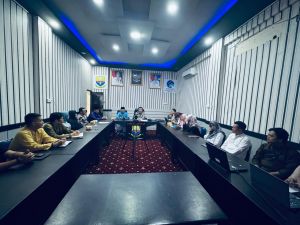 Persiapan Hadapi Monev KIP, KI Jambi dan Diskominfo Gelar Rapat