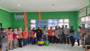 Pengelolaan Sampah Berbasis Komunitas: Mewujudkan Lingkungan Bersih dan Ekonomi Hijau