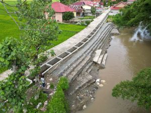 Respon Cepat BWSS VI Lindungi Irigasi dan Pemukiman Warga Di Siulak Deras dari Gerusan Sungai