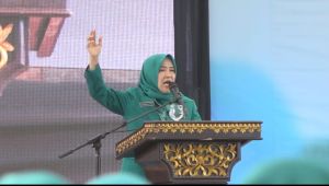 Hj. Hesti Haris Ajak Kader PKK Jambi Tingkatkan Literasi Digital dan Penguatan Pola Asuh di Era Mode