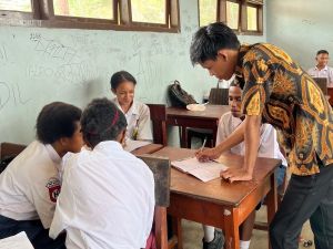 Peringati Hari Guru, Yayasan AHM Apresiasi Dedikasi Guru Inspiratif