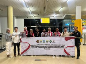 Harapan di Tanah Suci, Sekda Lepas 4 Eks Napi Terorisme Umroh 