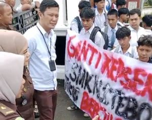Konflik SMKN1 Tebo Masuk ke Babak Baru, Pemprov Jambi Bentuk Tim Adhok Pemeriksa PNS! 
