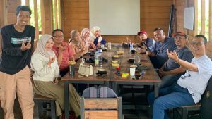 Panitia Pengukuhan IKA UNH Jambi Pasca Dilantik, Dibubarkan