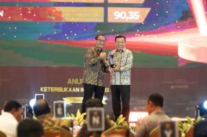 Pemprov Jambi Terima Anugrah Keterbukaan Informasi Publik 2025