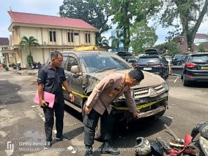 Mobil Pajero Tabrak Pagar Mapolda Jambi, Pengemudi Positif Narkoba dan Miras