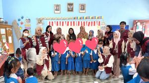 16 Mahasiswa KKN UBR Ajarkan '6 Jurus Sakti' Cuci Tangan ke Siswa TK Sungai Terap