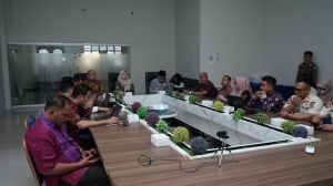Keren! Jambi Perangi Sampah,Kemenkum Harmonisasikan Aturan Pembatasan Plastik Sekali Pakai Tanjabbar