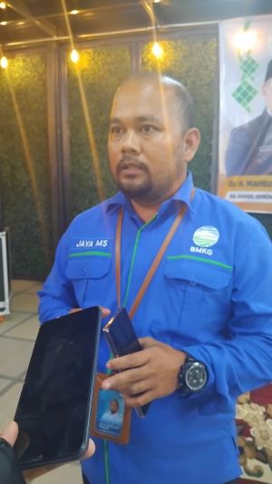 BMKG Jambi: Waspada Cuaca Fluktuatif Selama Ramadan, Potensi Hujan di Sore dan Malam Hari