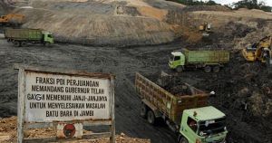 LKPJ 2025 : Fraksi PDIP Sebut Gubernur Jambi Gagal Selesaikan Masalah Batu Bara