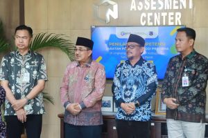 Wakil Ketua DPRD H. M. Sjafril Simamora Ikut Pantau Proses Assessment JPT Pratama Tanjab Barat