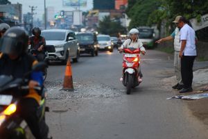 PUPR Jambi: Kerusakan Jalan Kapten Bakarudin Akibat Penurunan Jaringan Utilitas