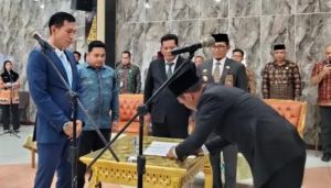Bupati Batang Hari M. Fadhil Arief Lantik 54 Pejabat Struktural dan Fungsional Baru