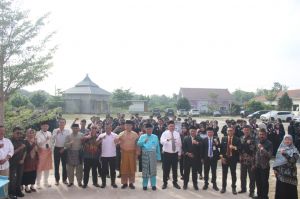 Lepas 219 Siswa PKL SMKN 6 Kota Jambi, Wagub Sani Dorong Generasi Siap Kerja dan Berdaya Saing