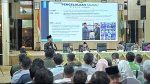 Atasi Polemik Sampah, Pemkot Jambi Setop Sementara Pembongkaran TPS dan Siapkan Subsidi Silang