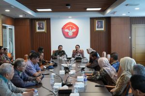 Kualitas Sungai Batanghari Merosot, Rektor UNJA dan Forum DAS Sepakat Jalin Kerja Sama Strategis