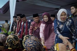 Gubernur Al Haris Harap Kenduri Sko Jadi Pemersatu dan Dorong Perbaikan Sarana Desa