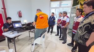 OJK Serahkan Tersangka dan Barang Bukti Kasus PT Asuransi Jiwa Prolife ke Kejaksaan Negeri Jakarta 