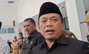 Gubernur Al Haris Warning Kontraktor 'Nakal' : Kembalikan Uang Temuan BPK atau Aset Disita!