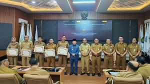Komitmen Tata Kelola Berdampak: Gubernur Beri Reward SAKIP 2026, Inspektorat Raih Nilai Terbaik