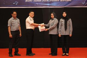 Enam Karya Lagu Kalapas Kelas IIA Jambi Resmi Tercatat sebagai Hak Cipta, Kadiv Pelayanan Hukum Sera