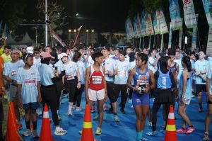 Ribuan Pelari Padati Telanaipura dalam Rangka Flag Off Presisi Merdeka Run 2026