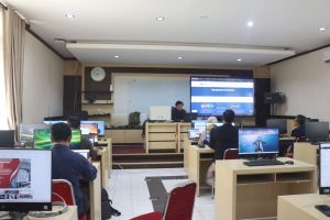 Tim ZI UNJA Dampingi Operator Website Fakultas Perkuat Keterbukaan Informasi Menuju WBK/WBBM