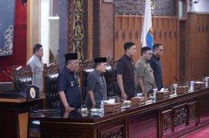 Gubernur Al Haris Sampaikan Nota Keuangan Perubahan APBD 2026