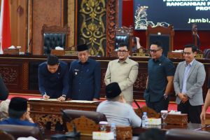 Ditengah Sorotan KUA-PPAS 2027, IW Soroti Anggaran Pendidikan di APBD-P 2026