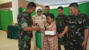 Sambut HUT Ke-81 TNI, Korem 042/Gapu Gelar Donor Darah, Sunatan Massal dan Pengobatan Gratis