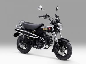 Honda ST125 Dax Tampil Makin Ikonik dengan Warna Baru
