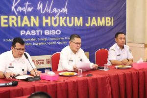 Sinergi Pembentukan Produk Hukum Daerah, Kemenkum Jambi Harmonisasikan 10 Rancangan Regulasi