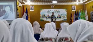 Dari Mimpi Sastra Indonesia hingga 'Saranghae' di Jambi: Prof.Kim Soo-il Bagikan Resep Sukses di UBR