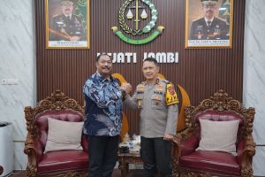 Kajati Jambi Terima Kunjungan Silaturahmi Kapolda Jambi